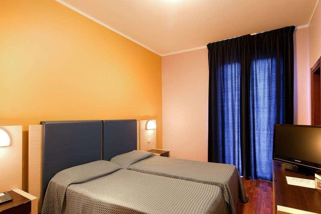 Hotel Leonardo Da Vinci Firenze Szoba fotó